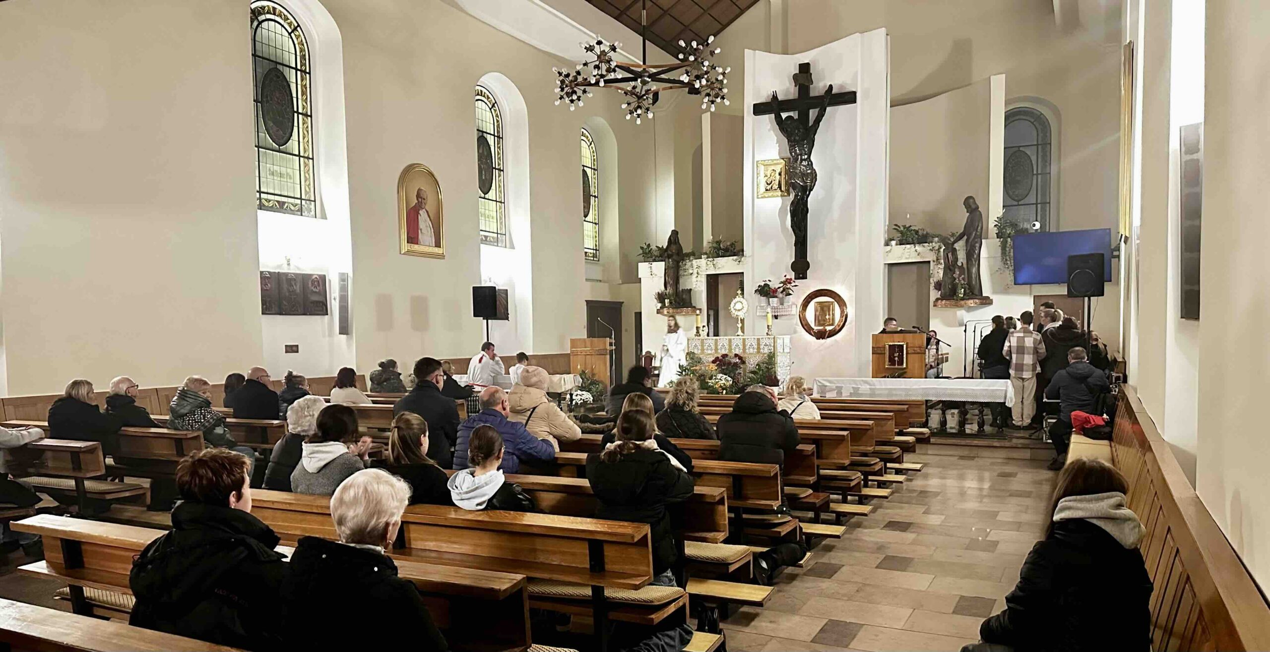 You are currently viewing Wieczór chwały II